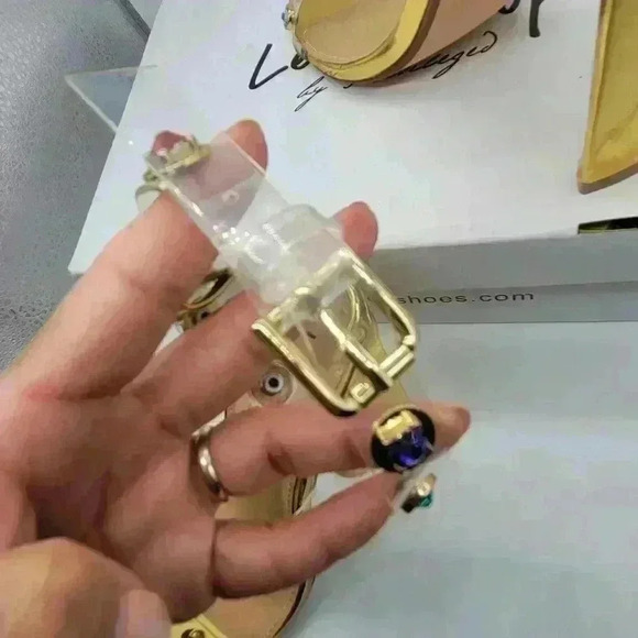 NEW IN BOX Lemon Drop by Privilege Strappy Gold Sandals 6.5 High Heel W/Stones - Picture 5 of 16